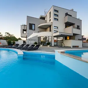 Menalo Apartament